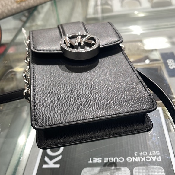Michael Kors Carmen Small Logo Smartphone Crossbody Bag
 Black 
NWT - Picture 7 of 16